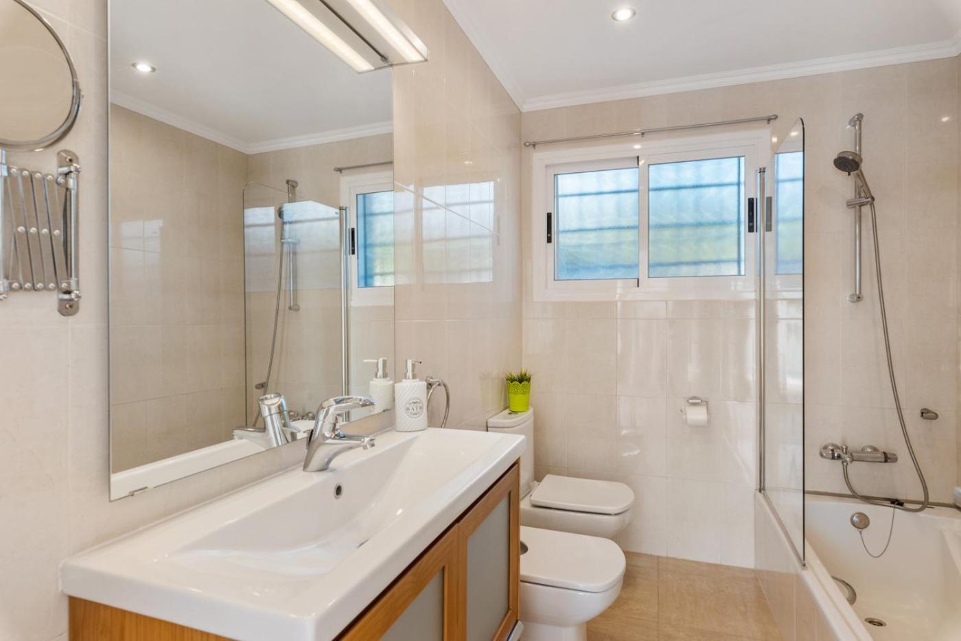 Villa Anais - Plusholidays กัลเป ภายนอก รูปภาพ